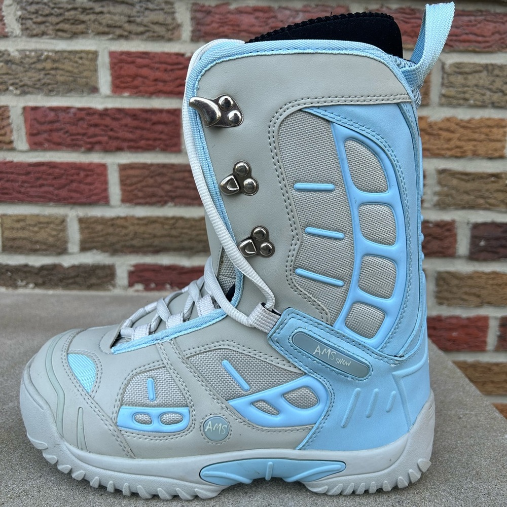 AMS Women’s Snowboard Boots Size 7 Worn Once